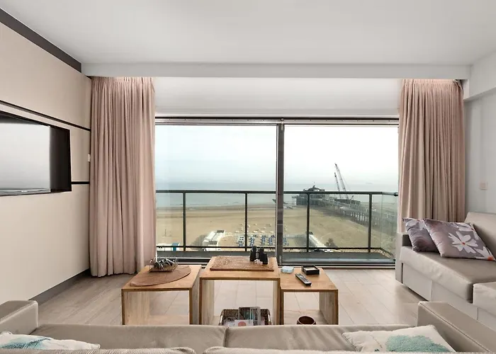 Apartment With Views And Terrace